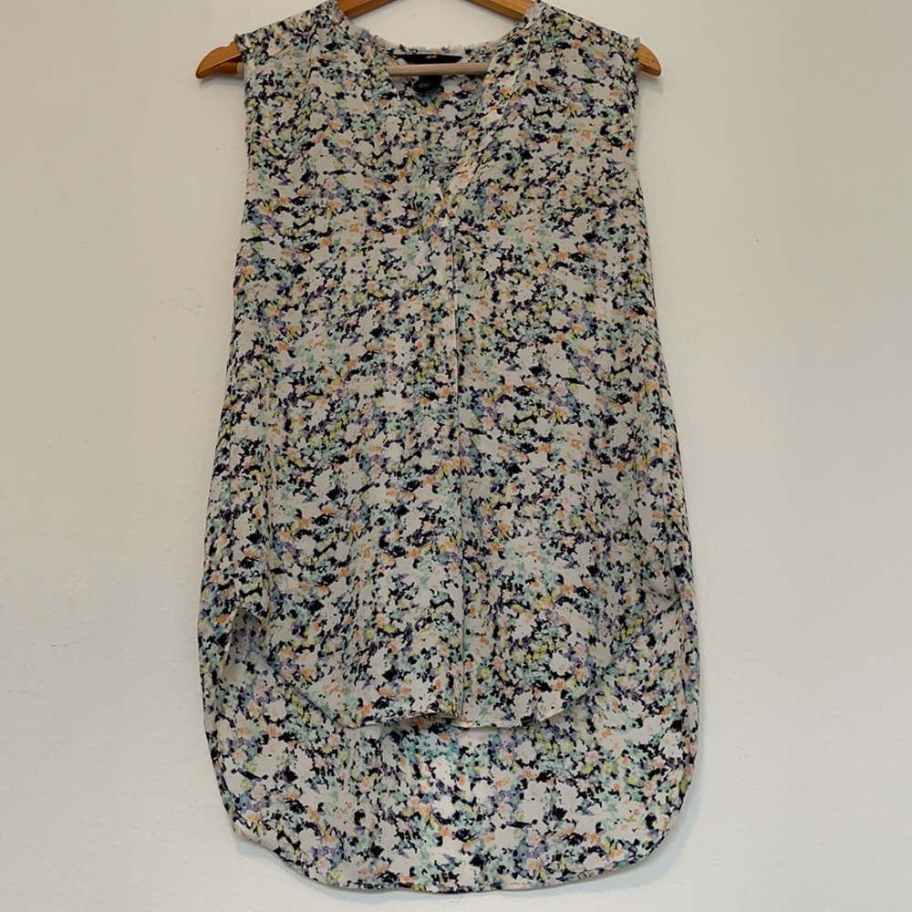 Size:2 Colorful camouflage no sleeve blouse by H&M
